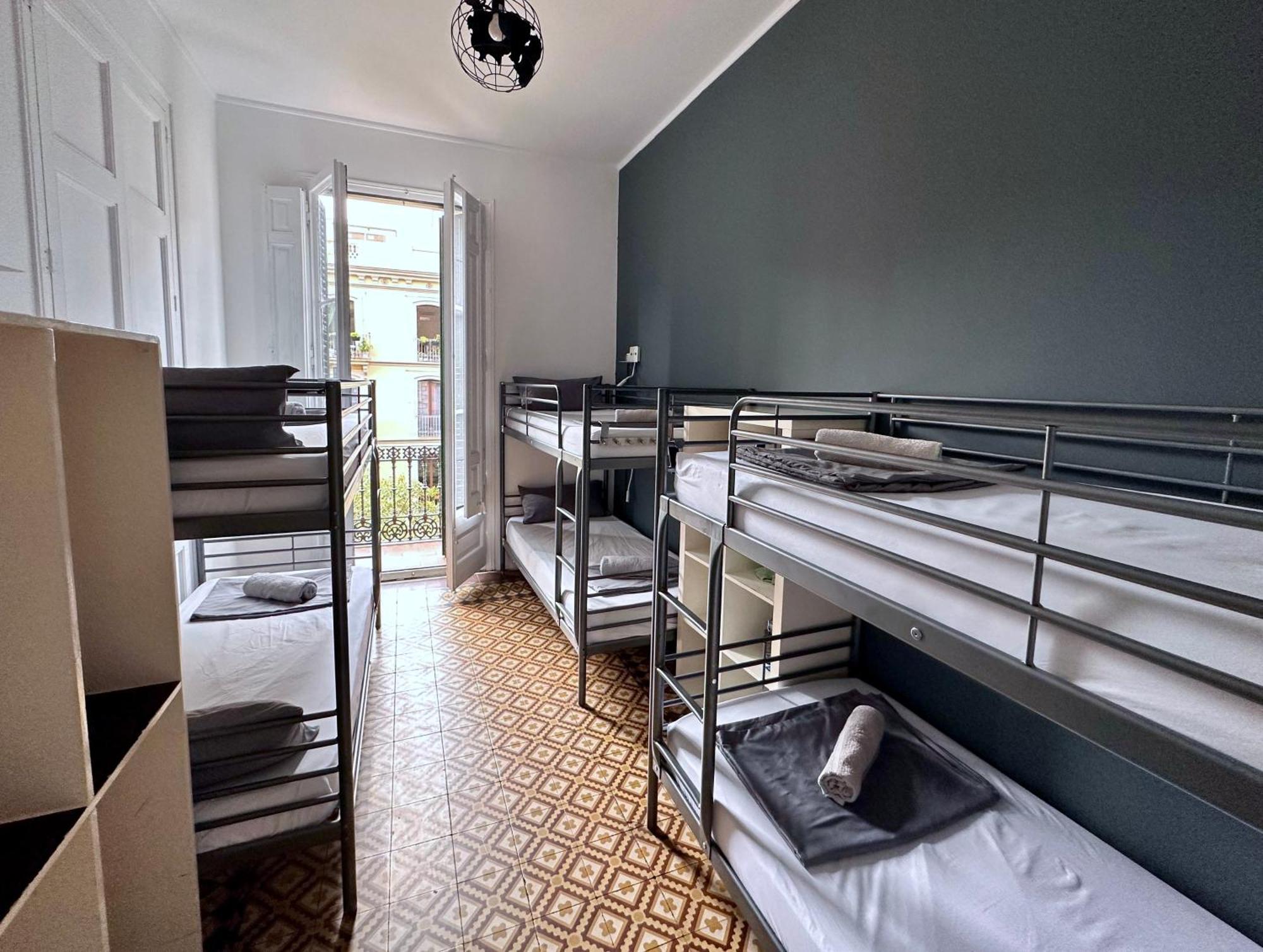 Fabrizzio's Petit Hostel *