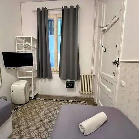 Albergue Fabrizzio'S Petit Barcelona Exterior foto