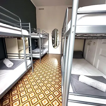 Albergue Fabrizzio'S Petit Barcelona Exterior foto